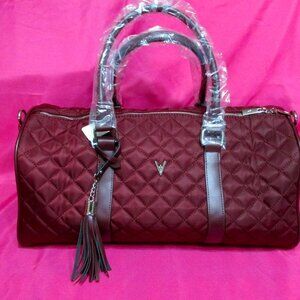 P1775-NWT Vanessa Williams Burgundy Quilted Tassel Duffle w/ Shoulder Strap